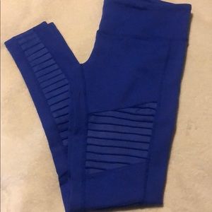 Alo Yoga Moto Leggings